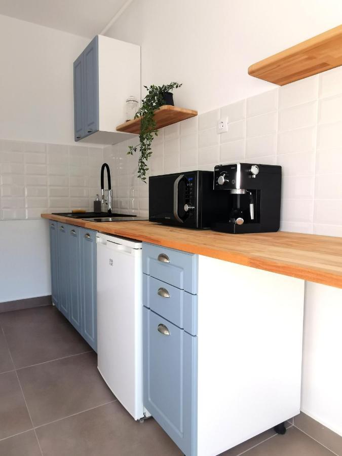 Caraway Apartment Орадя Экстерьер фото